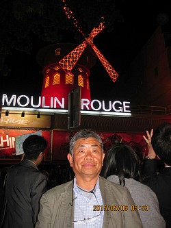 ムーランルージュ 赤い風車