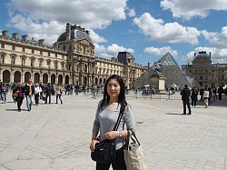 ルーブル美術館見学終わった